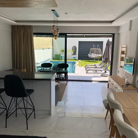 ヴィラ Luxury In The Center Of Villaarminfethiye フェティエ